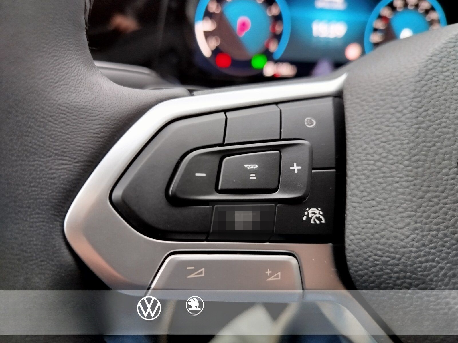 Volkswagen Golf VIII Variant 1.5 eTSI DSG Style Panorama foto 12