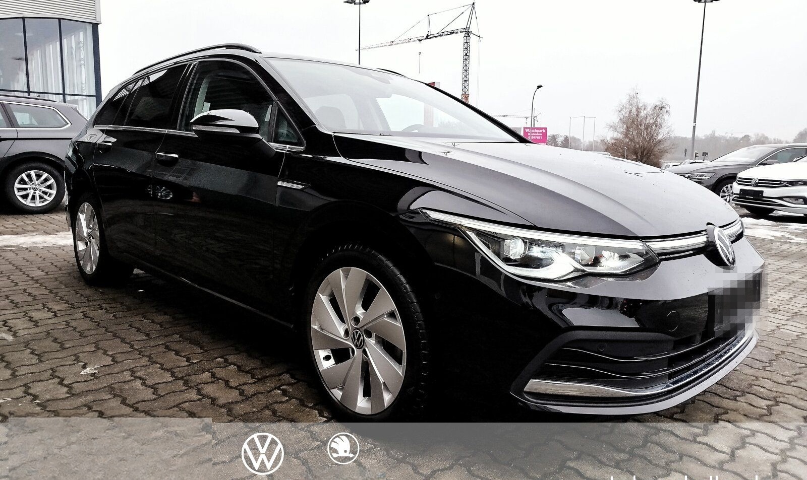 Volkswagen Golf VIII Variant 1.5 eTSI DSG Style Panorama foto 4