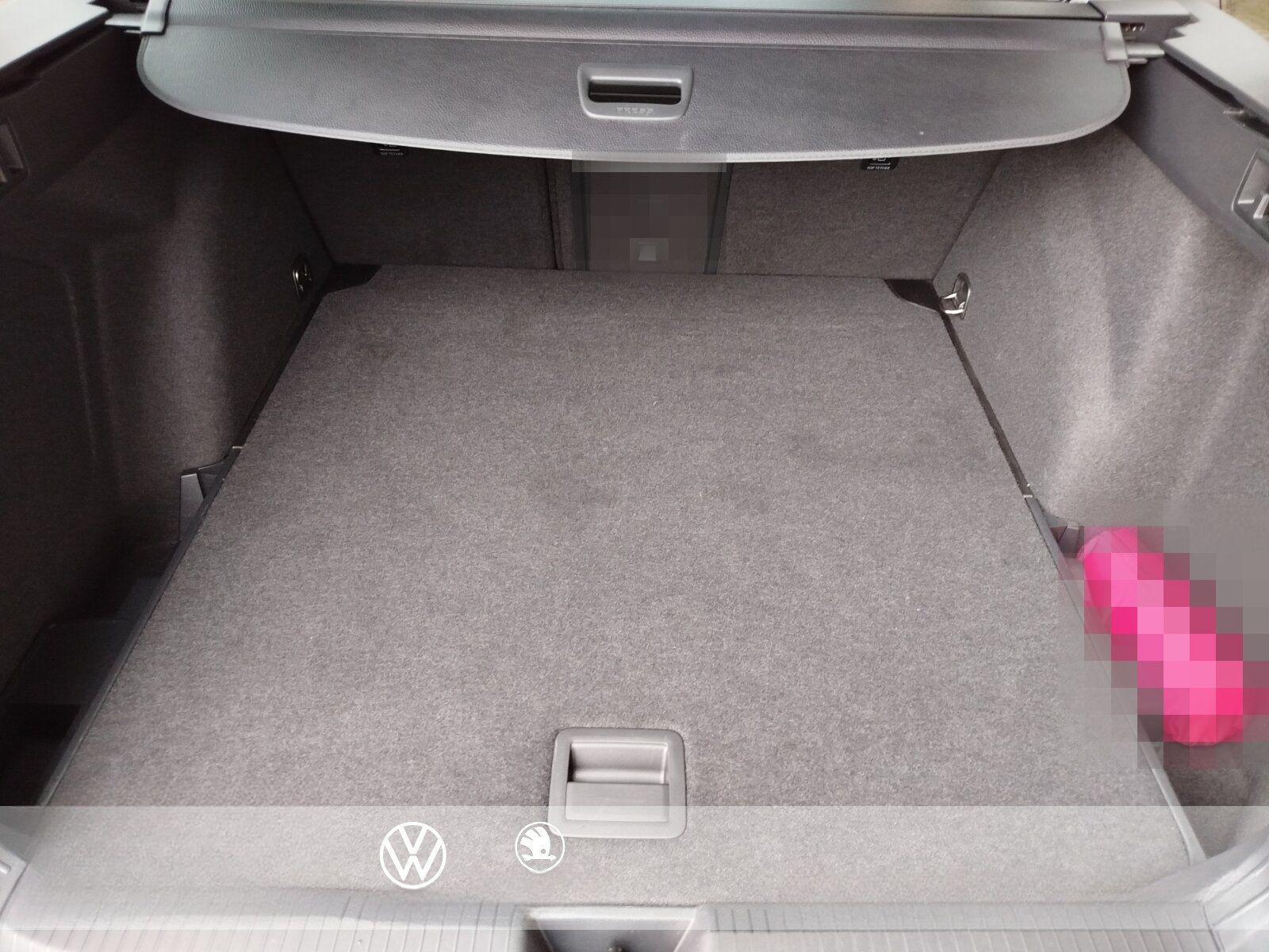 Volkswagen Golf VIII Variant 1.5 eTSI DSG Style Panorama foto 8