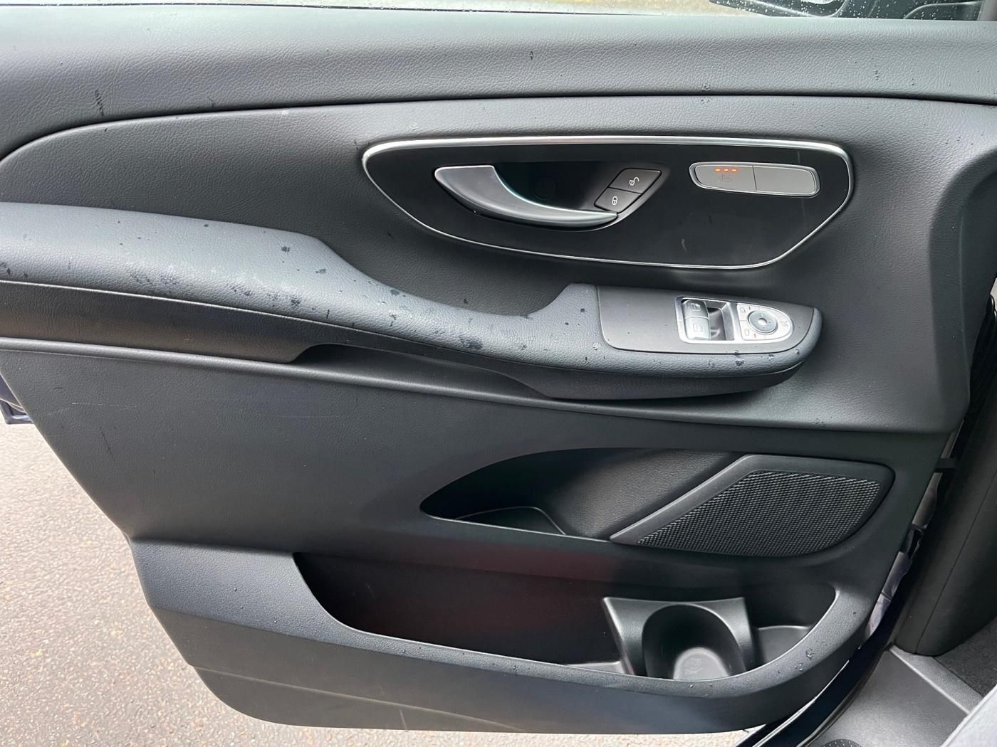 Mercedes-Benz V 220 d STYLE Kompakt AHK*360°Lenk-Hz*Distronic* foto 18