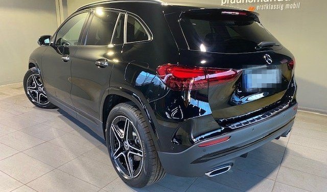 Mercedes-Benz GLA 200 AMG Night Pano/AHK/LED/Tot/eleHeck/Ambie foto 2