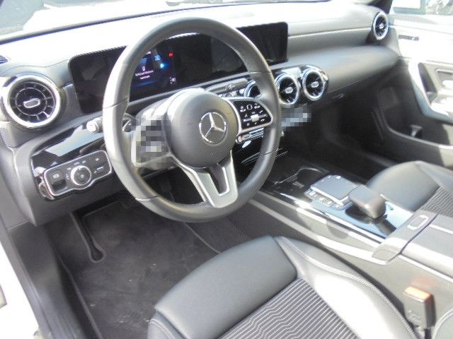 Mercedes-Benz CLA 200 SB Progressive/LED/Ahk/LM 18" foto 10