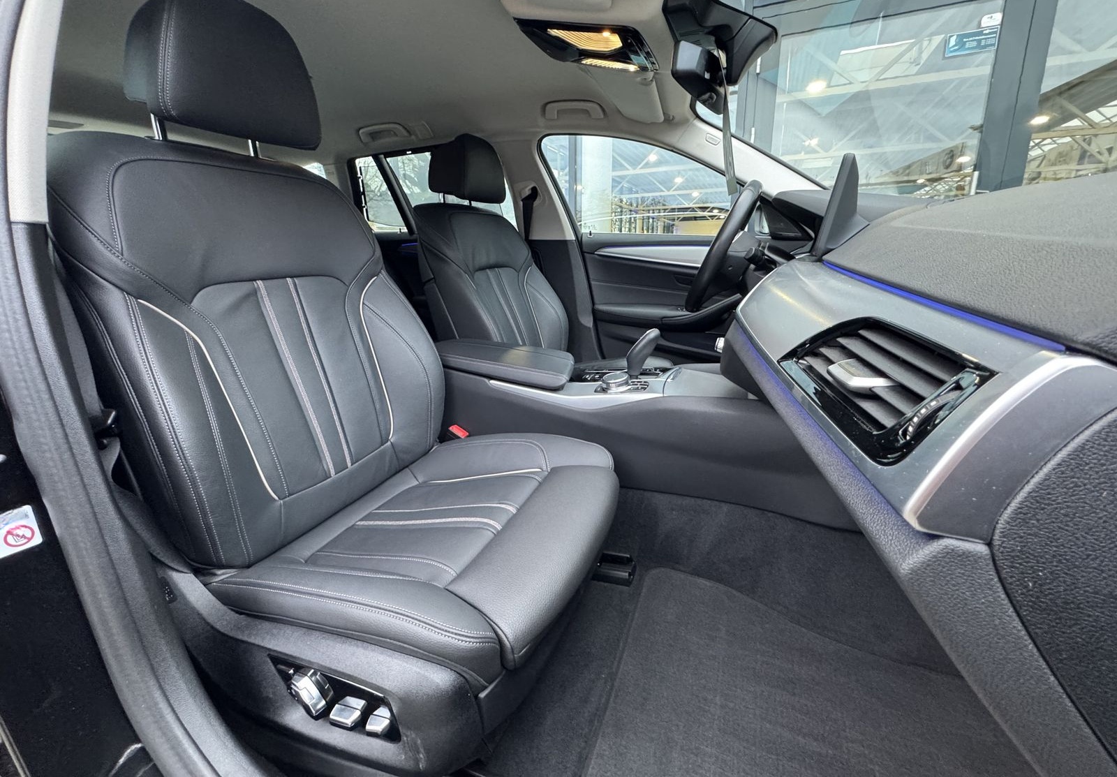 BMW 540i xDrive Tour HuD h&k LASER RFK Komfortsitze foto 19