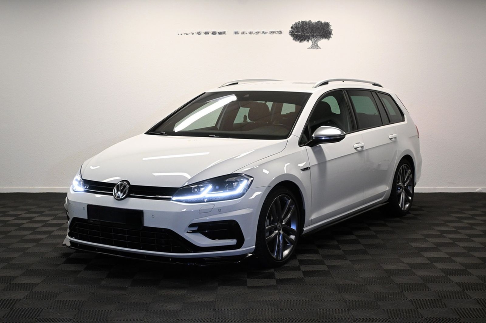 Volkswagen Golf 7 R 4M *MATRIX*DYNAUDIO*DCC*VIRTUAL*ACC*SHZ foto 3