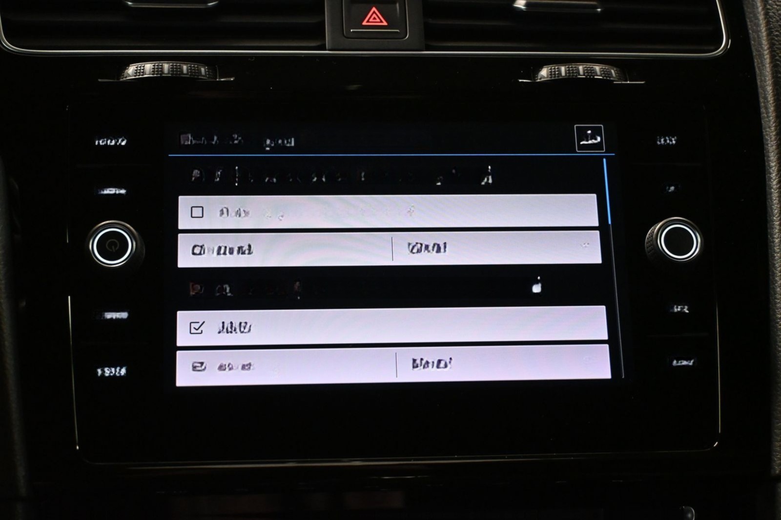 Volkswagen Golf 7 R 4M *MATRIX*DYNAUDIO*DCC*VIRTUAL*ACC*SHZ foto 33