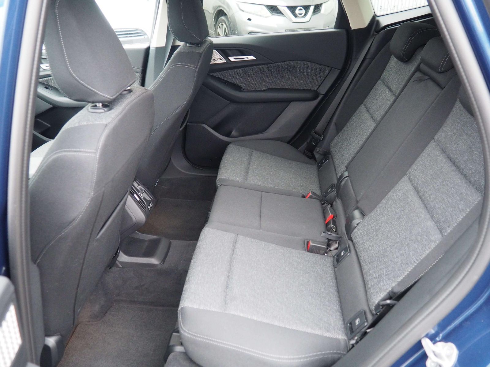 BMW 218 d Active Tourer Aut.*ACC*HK*adaptivLED*KIZU* foto 9
