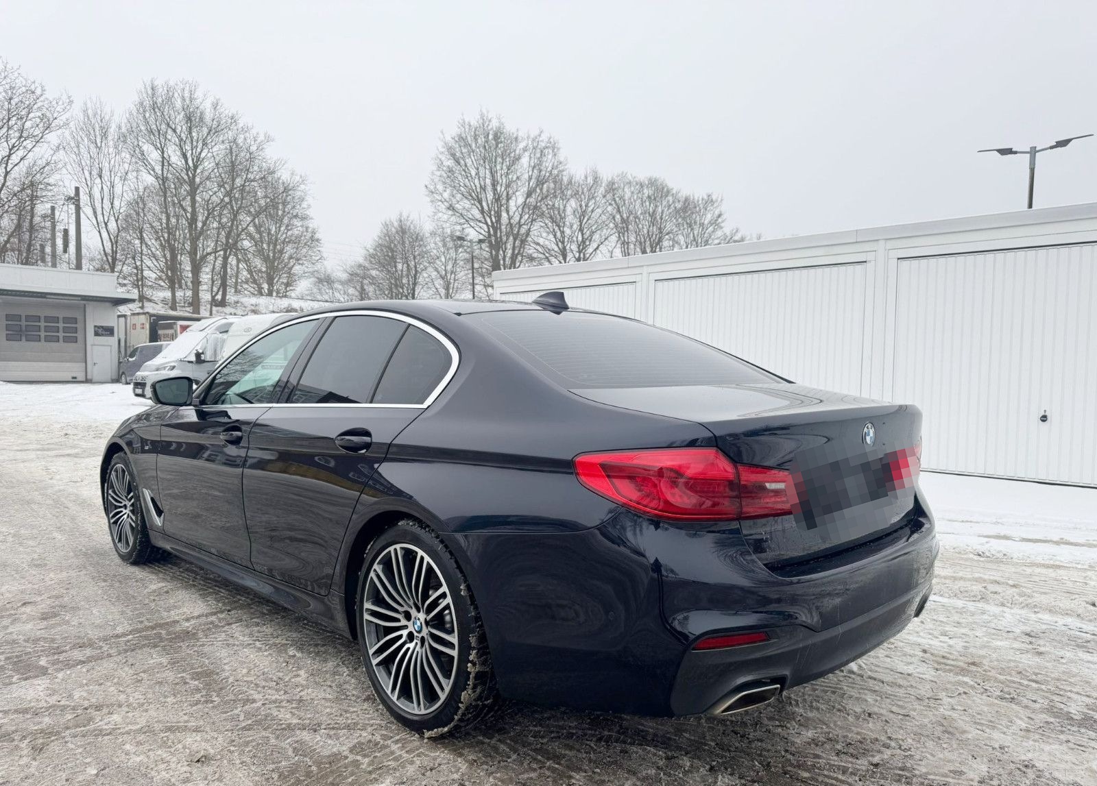 BMW 520i A M SPORT*KAMERA*ACC*LEDER*HEADUP*LED foto 16
