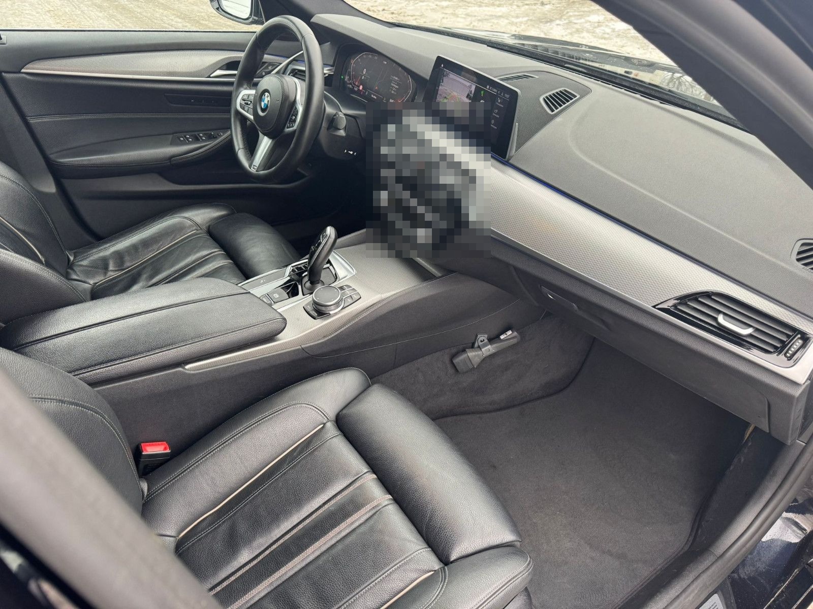 BMW 520i A M SPORT*KAMERA*ACC*LEDER*HEADUP*LED foto 9
