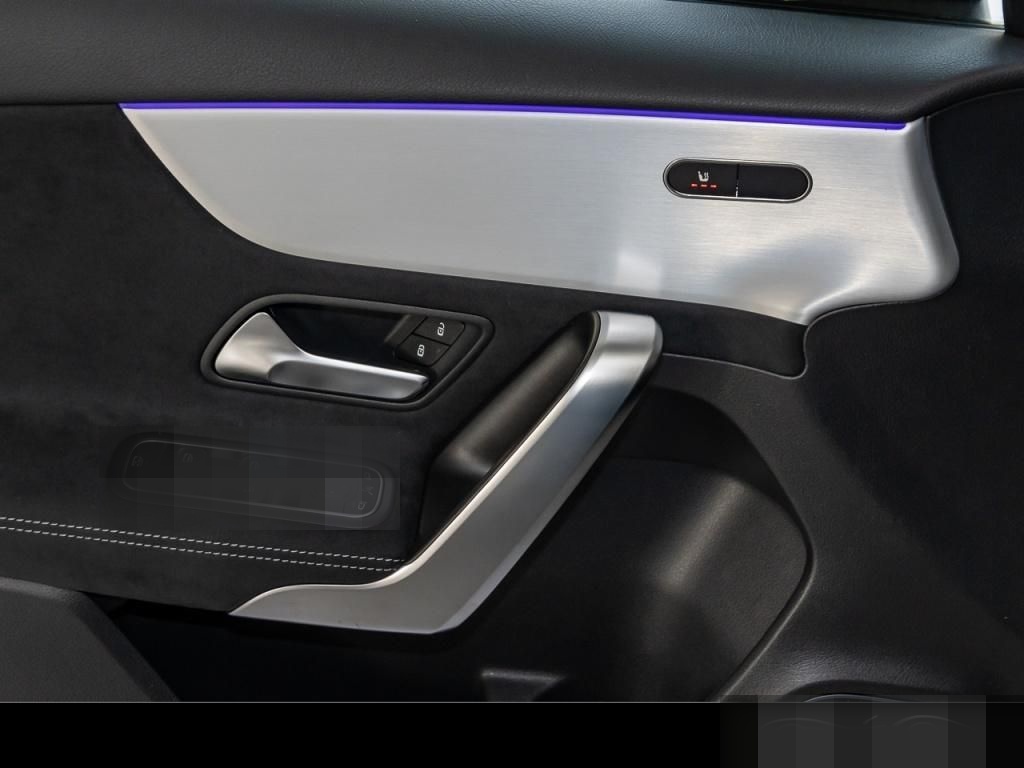 Mercedes-Benz A 220 4M Special Edition AMG *KeyGo*MBeam*Distr* foto 16