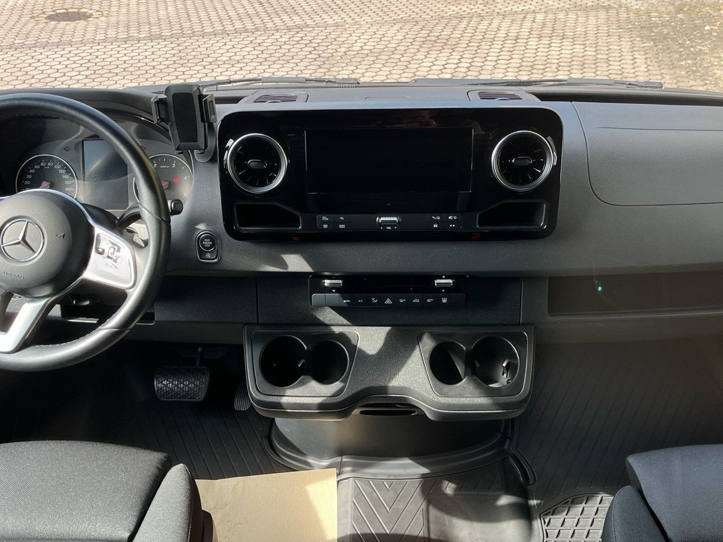 Mercedes-Benz Sprinter 319 CDI KA L2H1 Distr Standh AHK2,8t 9G foto 9