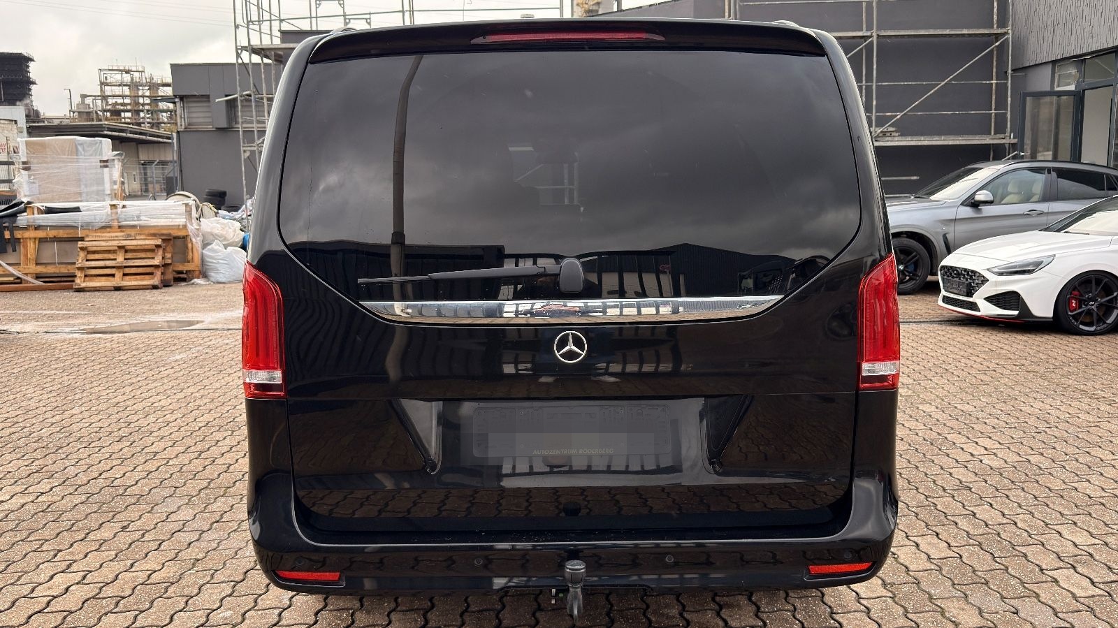 Mercedes-Benz V 250*AMG-LINE*LANG*4MATIC*360°*BURMESTER*TISCH* foto 11