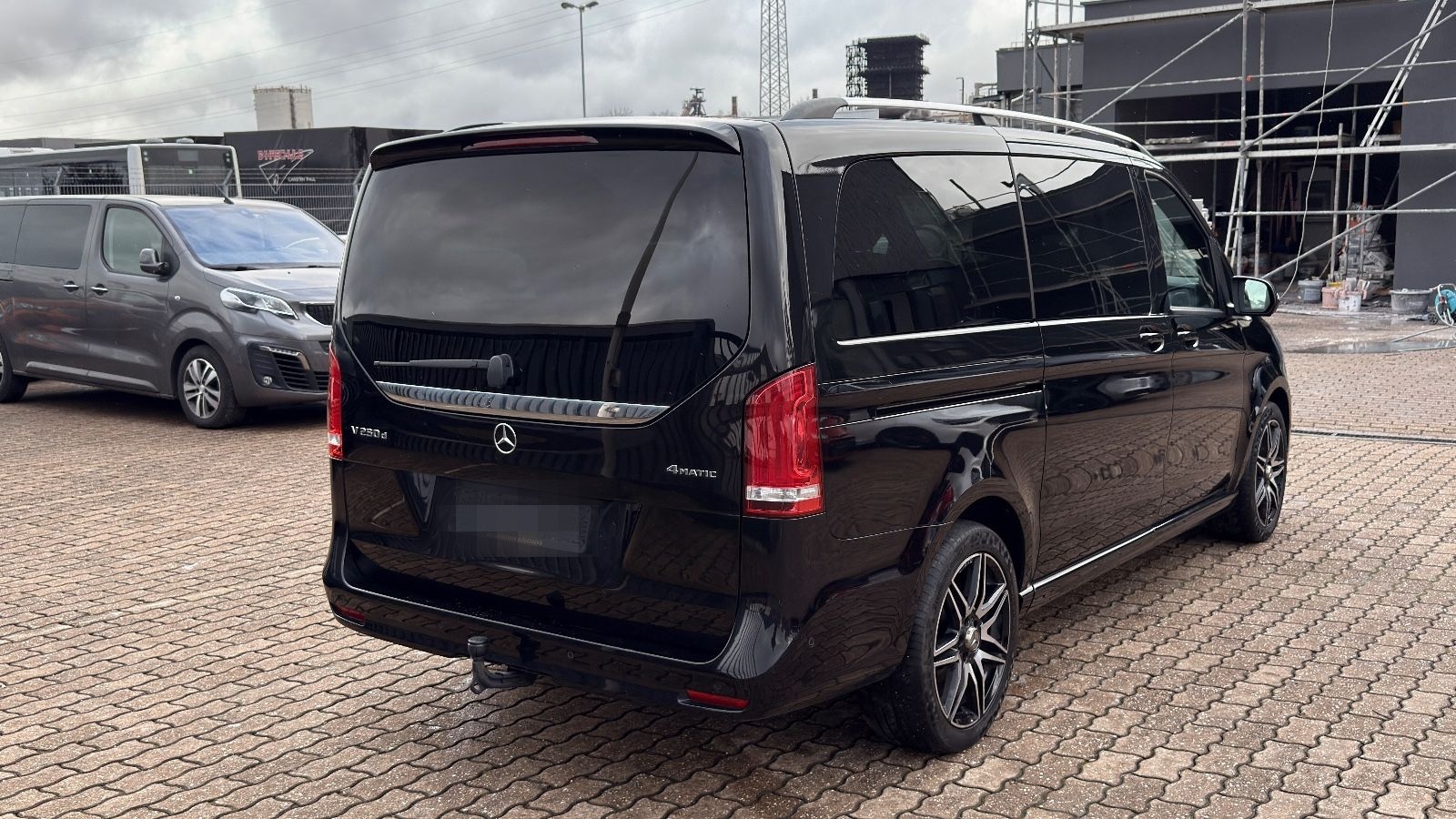 Mercedes-Benz V 250*AMG-LINE*LANG*4MATIC*360°*BURMESTER*TISCH* foto 12