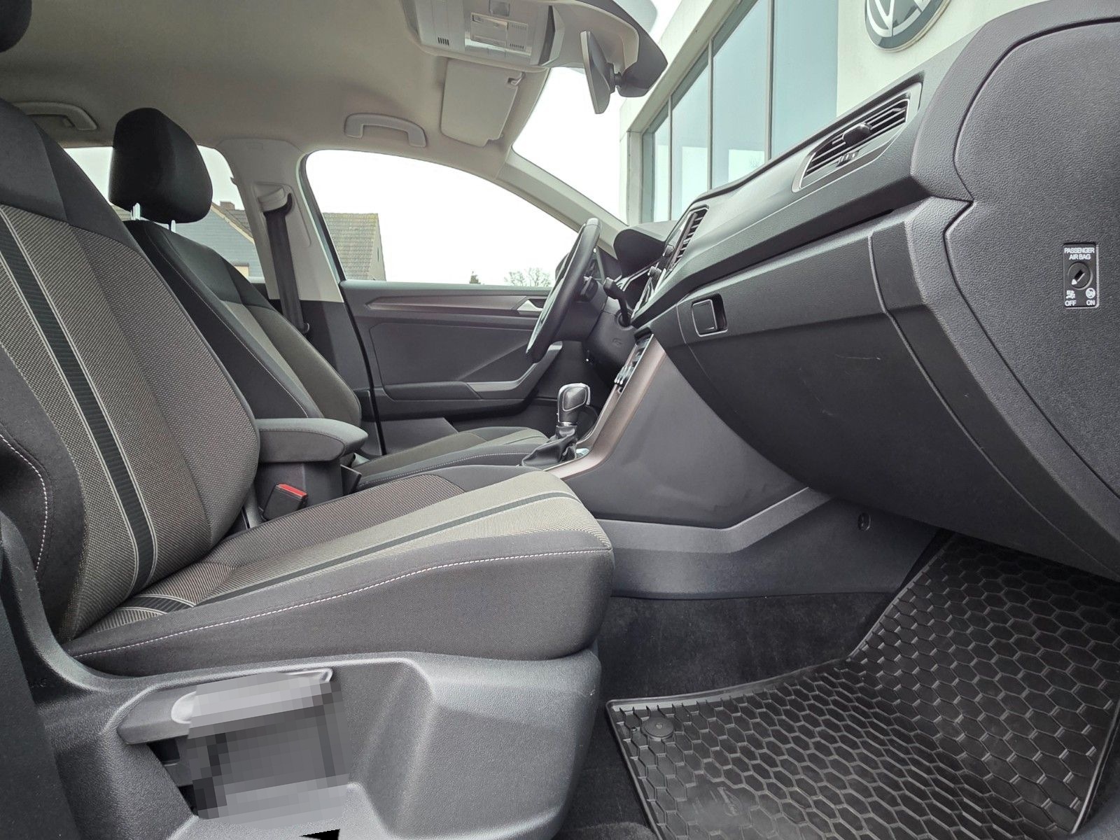Volkswagen T-Roc Style 1.5 TSI DSG ACC/ Kamera/ Navi foto 9