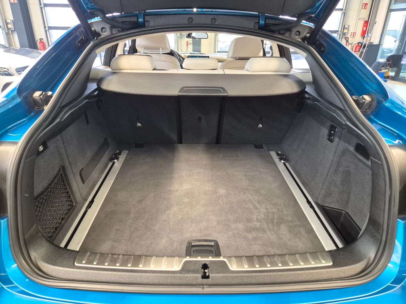 BMW X6 M50 d INDIVIDUAL FARBE+LEDER H&K 360CAM SOFTC foto 24