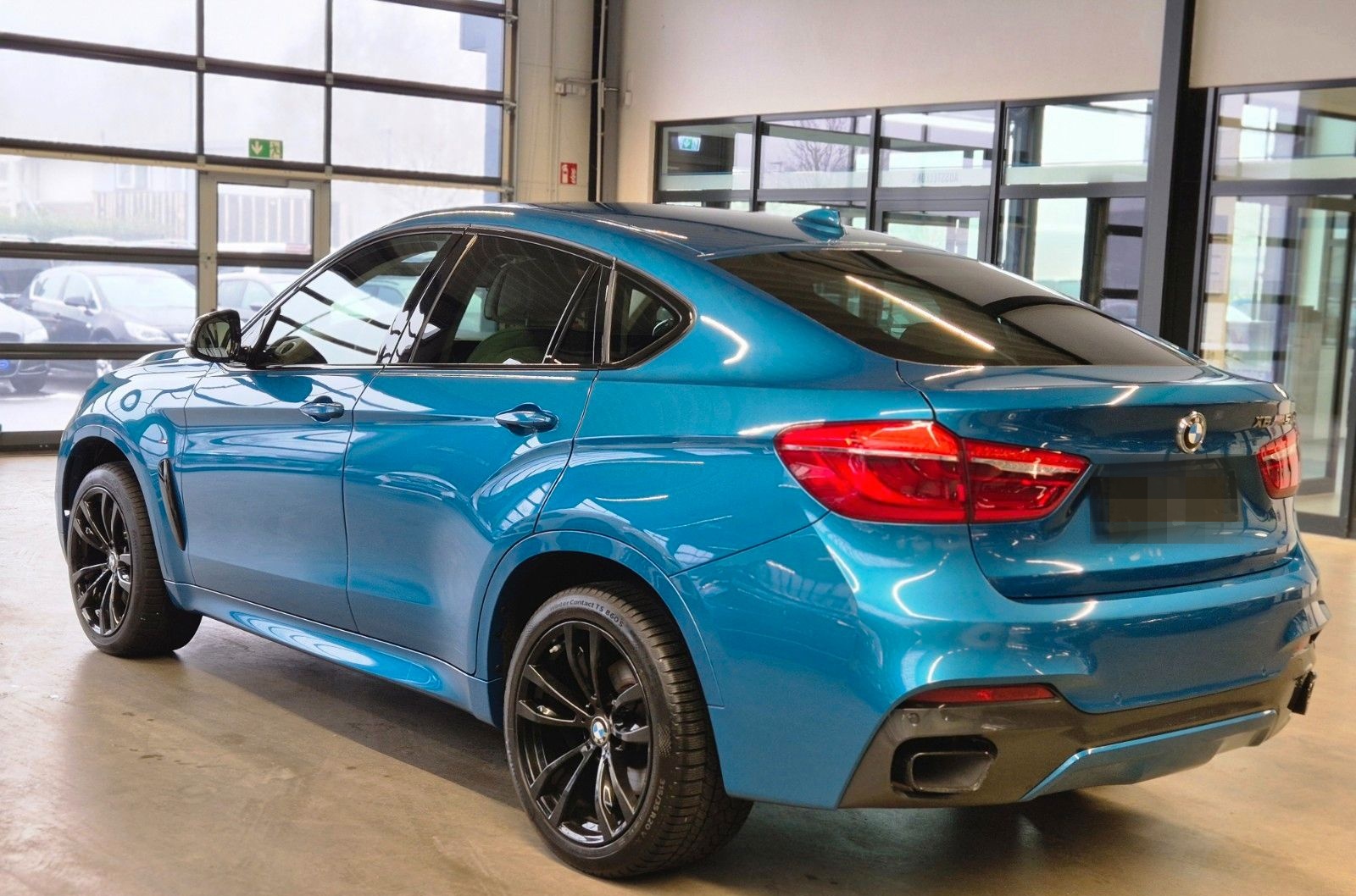 BMW X6 M50 d INDIVIDUAL FARBE+LEDER H&K 360CAM SOFTC foto 7