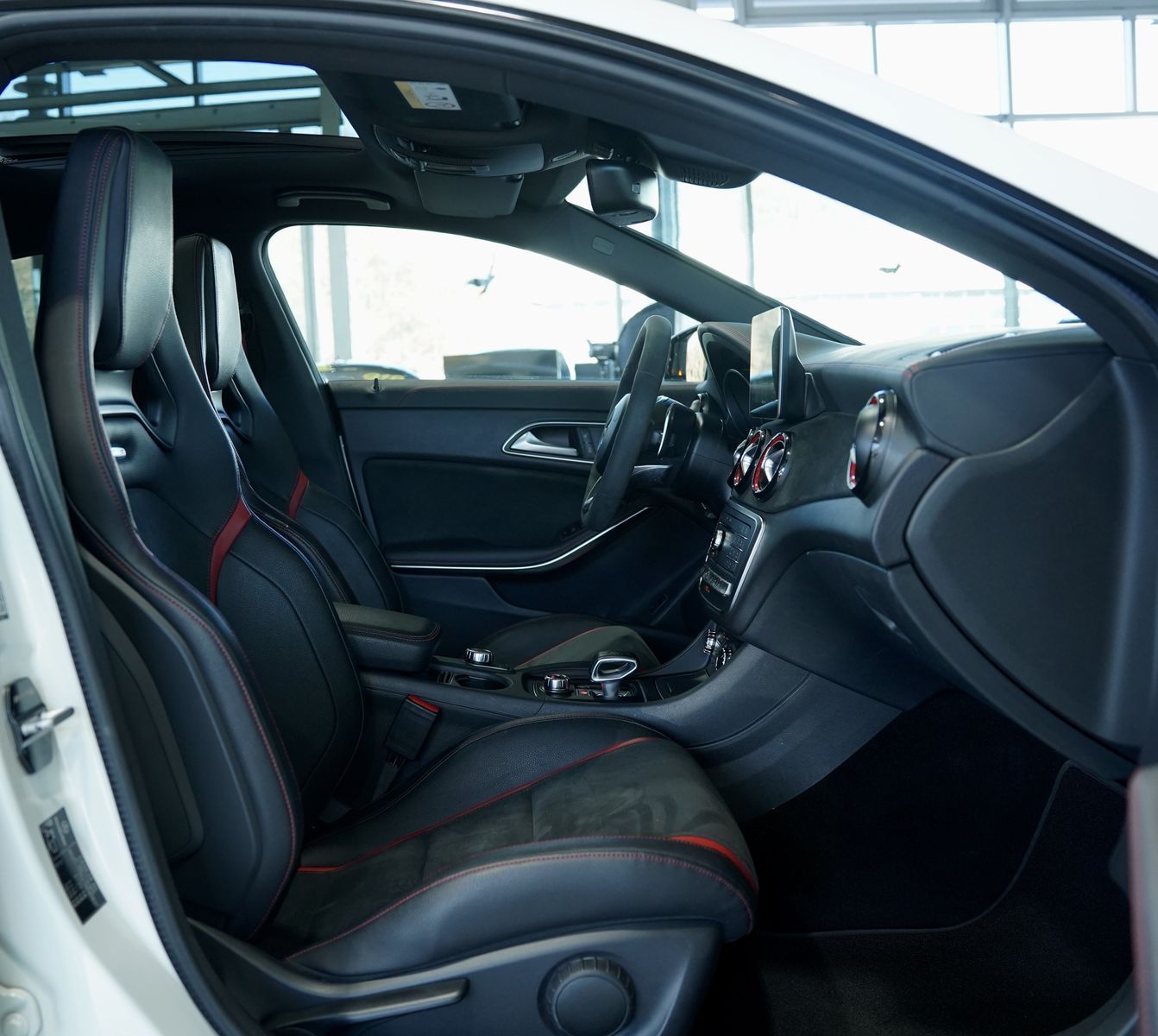 Mercedes-Benz CLA 45 AMG Shooting Brake 4M *19*Schale*S-Abgas foto 6