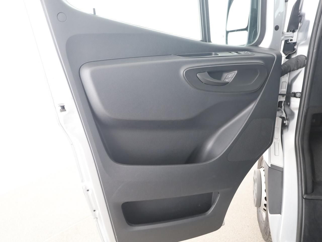 Mercedes-Benz Sprinter 517 CDI Kasten Lang Hoch L3H2 MBUX AHK foto 13