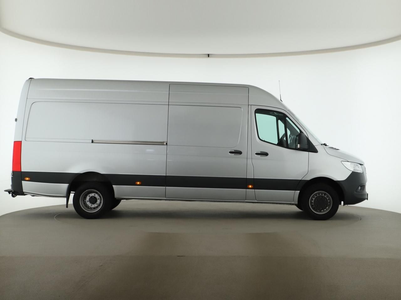 Mercedes-Benz Sprinter 517 CDI Kasten Lang Hoch L3H2 MBUX AHK foto 8