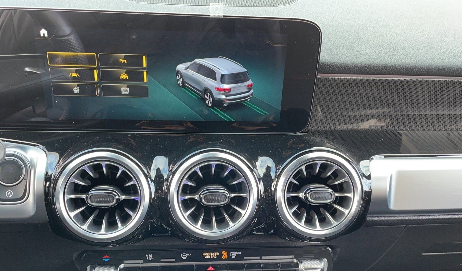 Mercedes-Benz GLB 250 4M AMG+DISTRO+PANO+STHZ+KAMERA+MLEDNavi foto 14