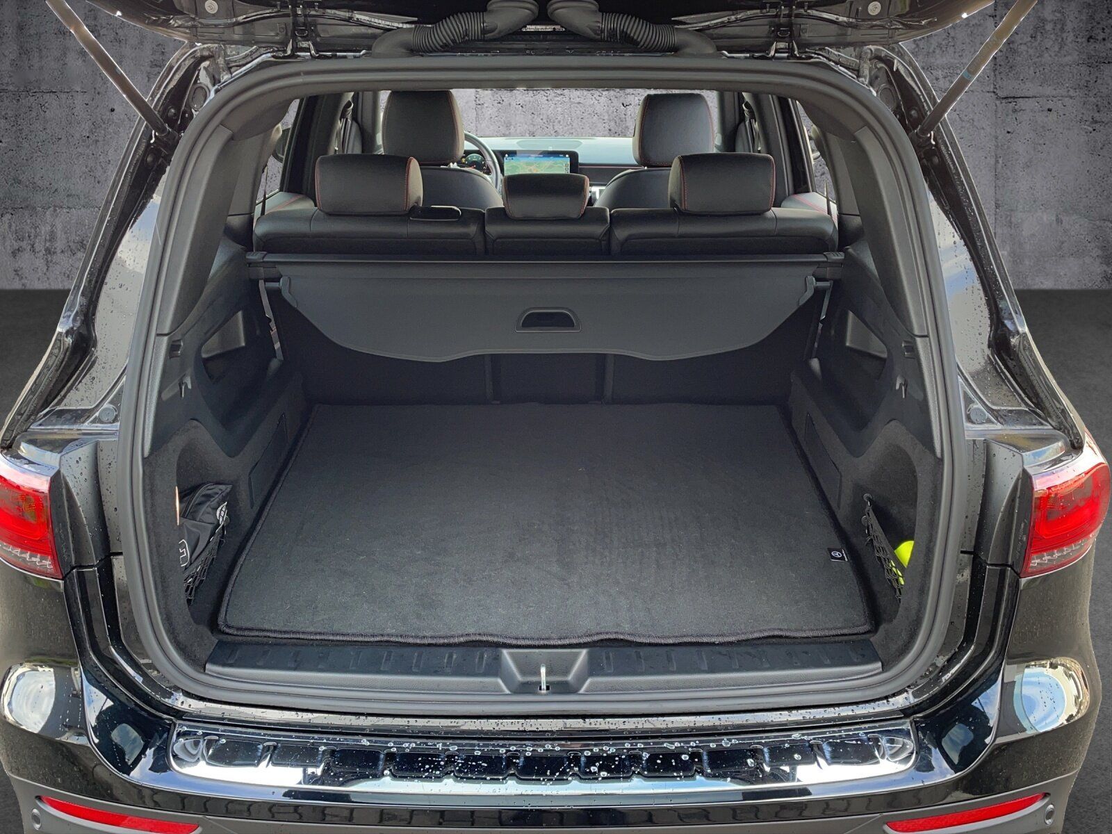Mercedes-Benz GLB 250 4M AMG+DISTRO+PANO+STHZ+KAMERA+MLEDNavi foto 16