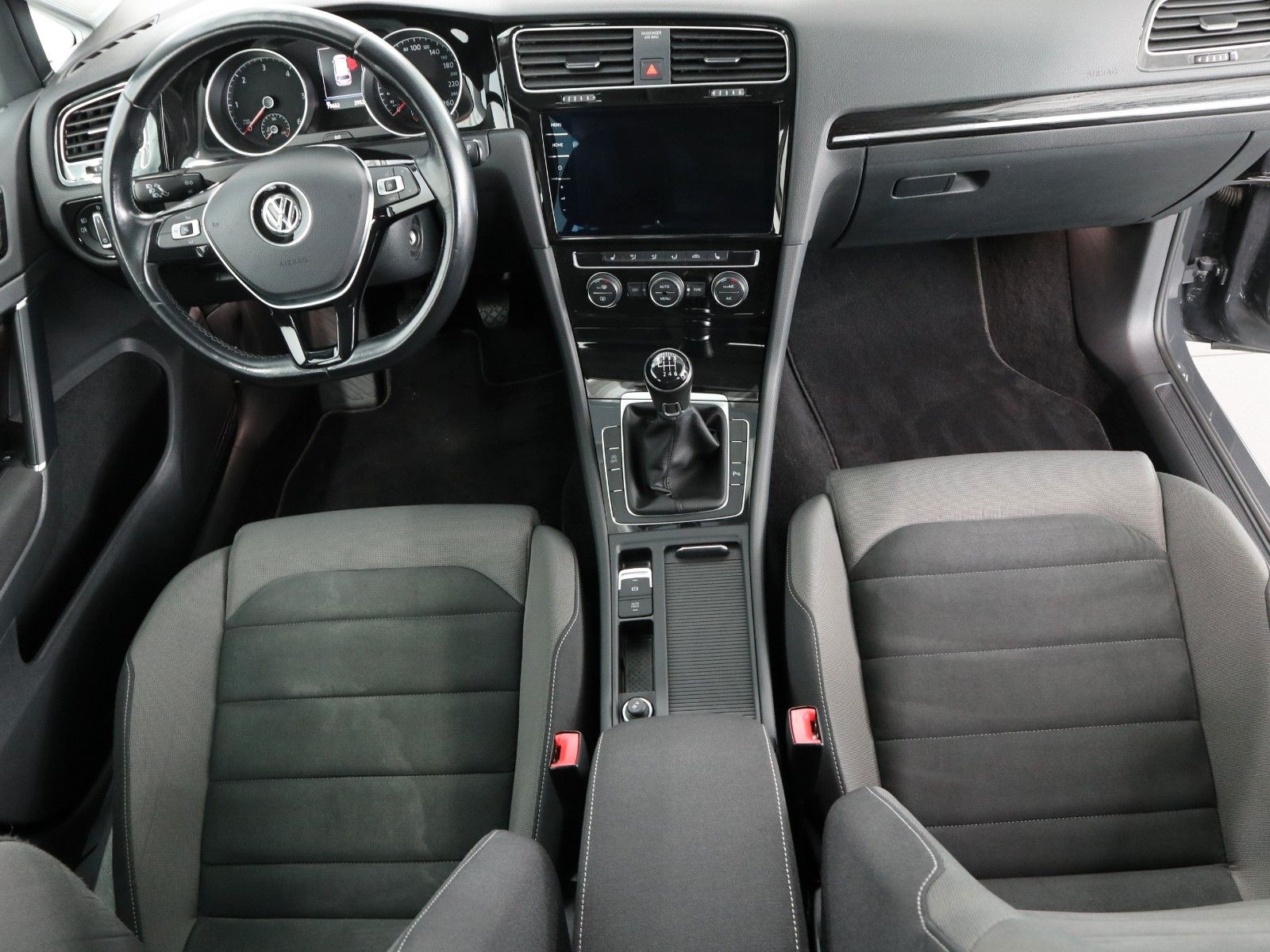 Volkswagen Golf VII Variant Highline NAVI PRO SHZ AHK foto 17