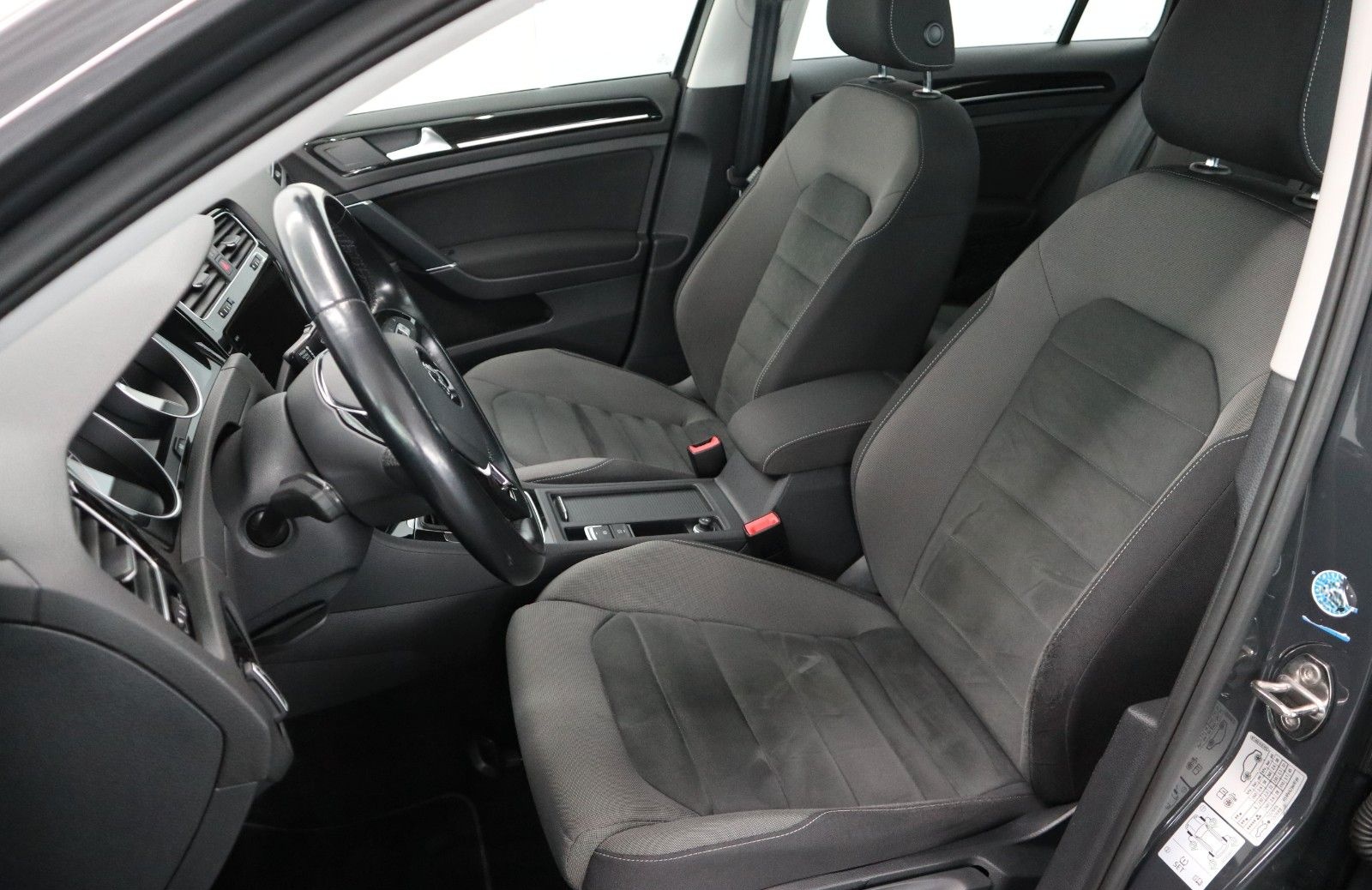 Volkswagen Golf VII Variant Highline NAVI PRO SHZ AHK foto 23