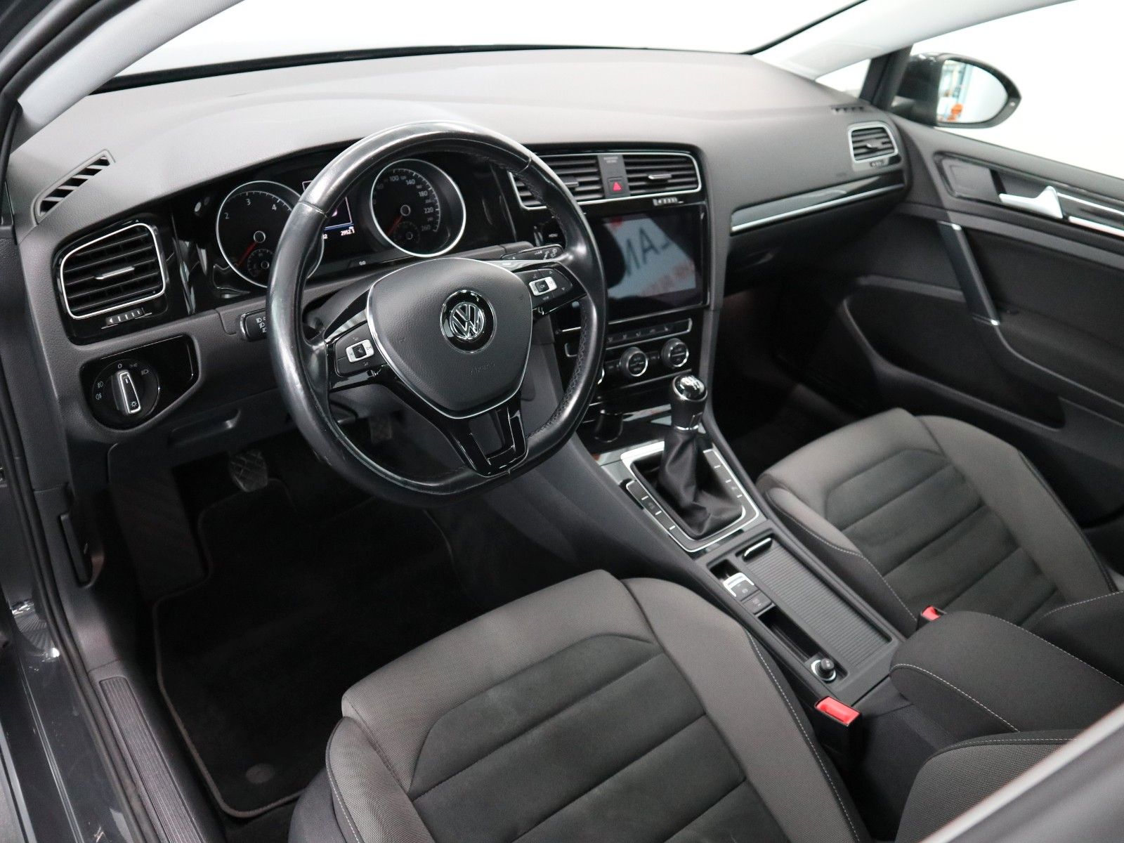 Volkswagen Golf VII Variant Highline NAVI PRO SHZ AHK foto 24