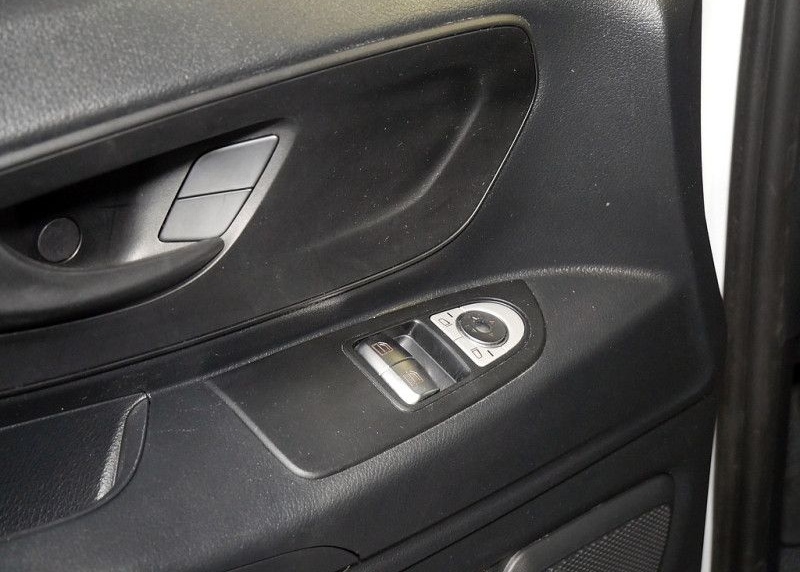 Mercedes-Benz Vito 114 TOURER PRO NAVI KLIMA LED 9SITZER LM TE foto 14