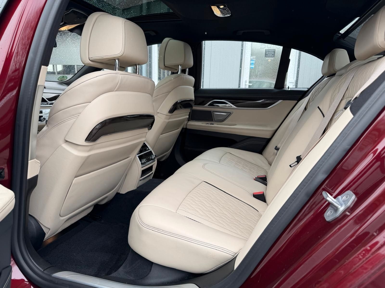 BMW 745e LASER°INDIVIDUAL°MEMORY°HUD°LEDER°ELSSD°SH! foto 11