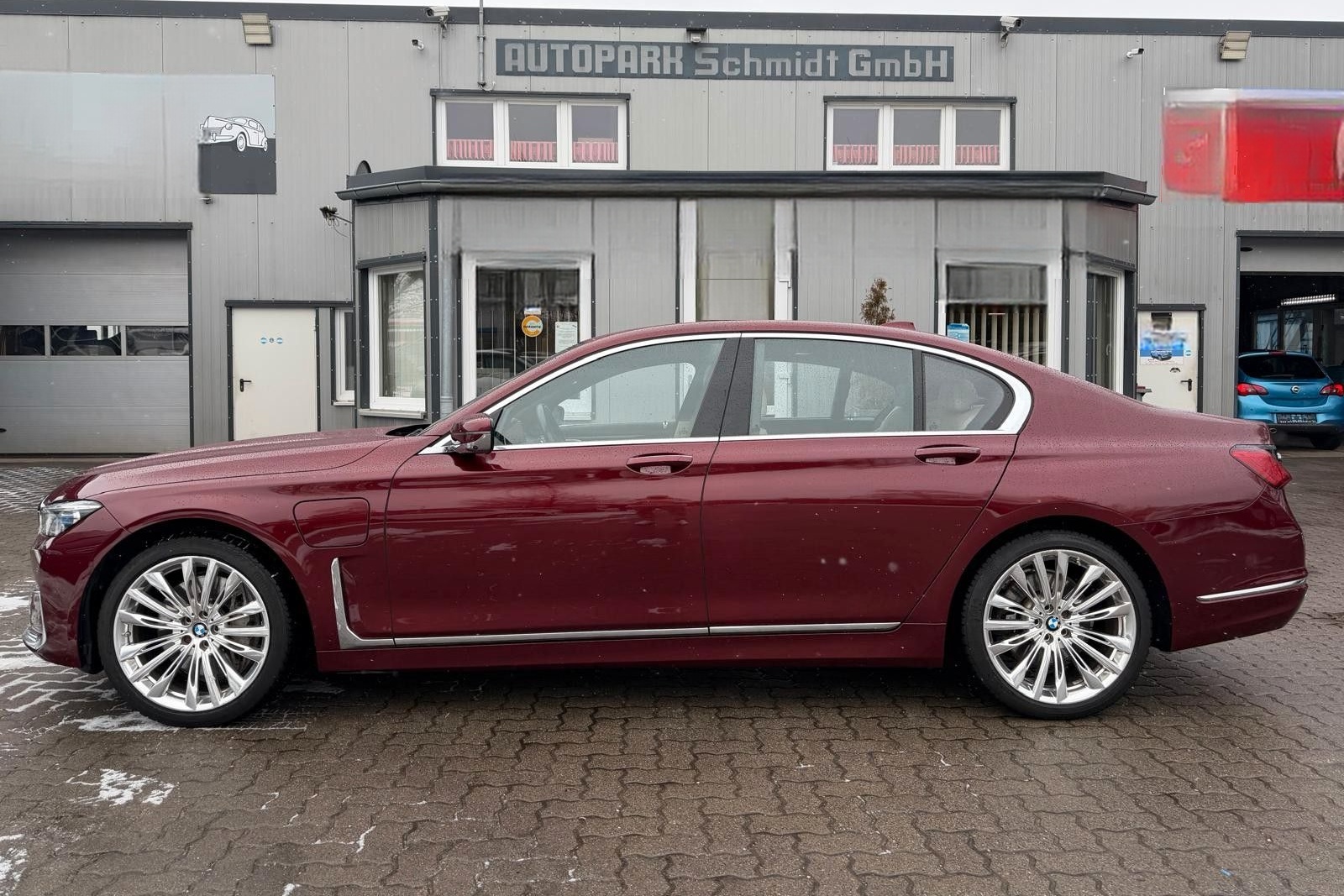 BMW 745e LASER°INDIVIDUAL°MEMORY°HUD°LEDER°ELSSD°SH! foto 5