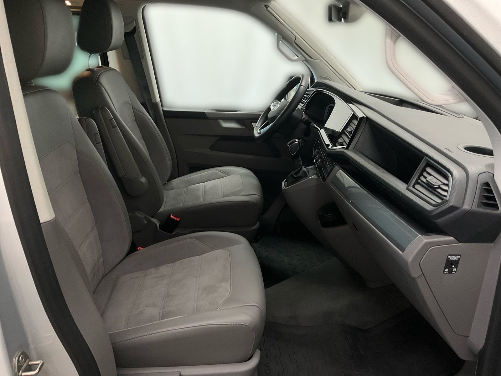 Volkswagen T6.1 California OCEAN 2.0TDI 204PS 4MOTION NP115 foto 9