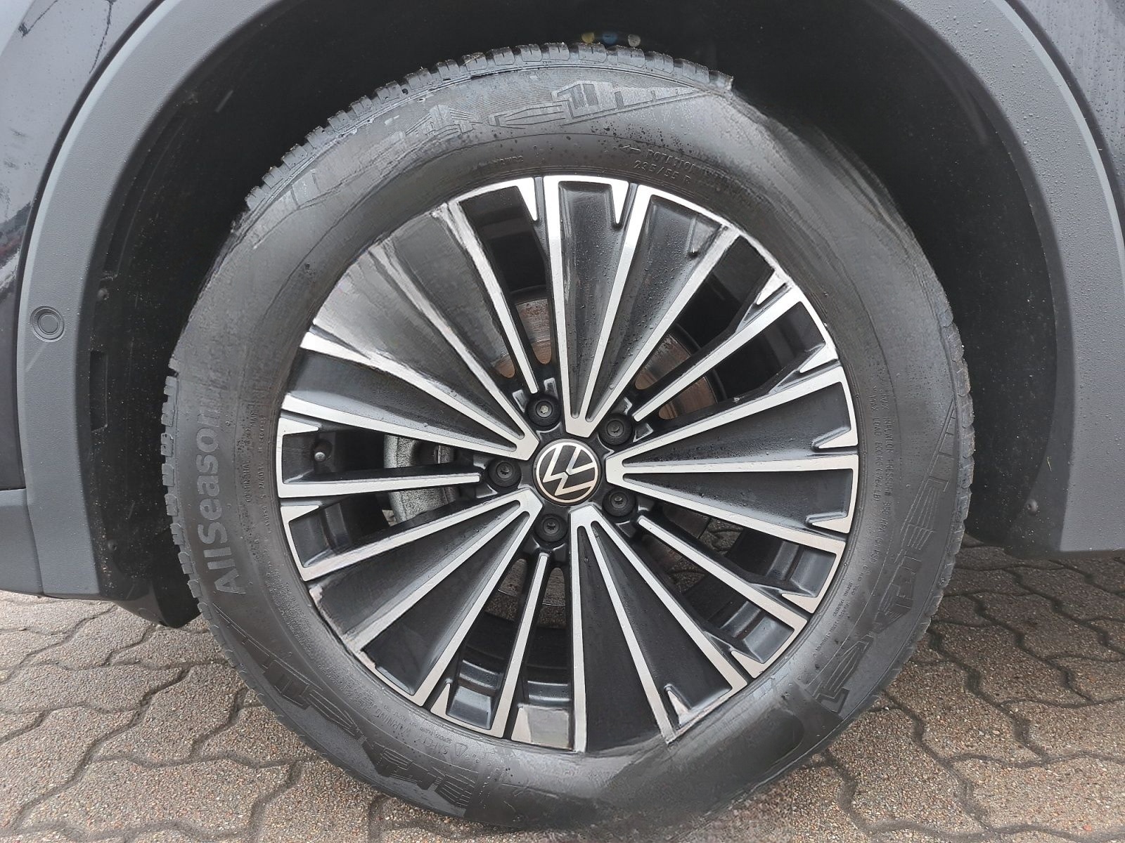 Volkswagen Tiguan Life 1.5 eTSI DSG AHK NAV APP ACC LED GJ- foto 12