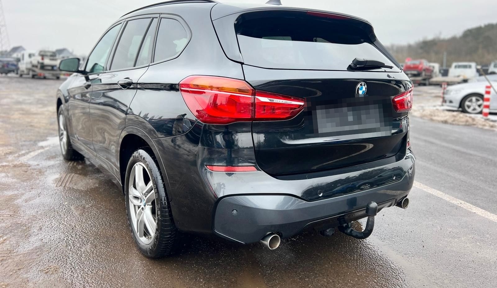 BMW X1 xDrive 20 d 190ps M-Paket/Pano Cam Alcantara foto 4