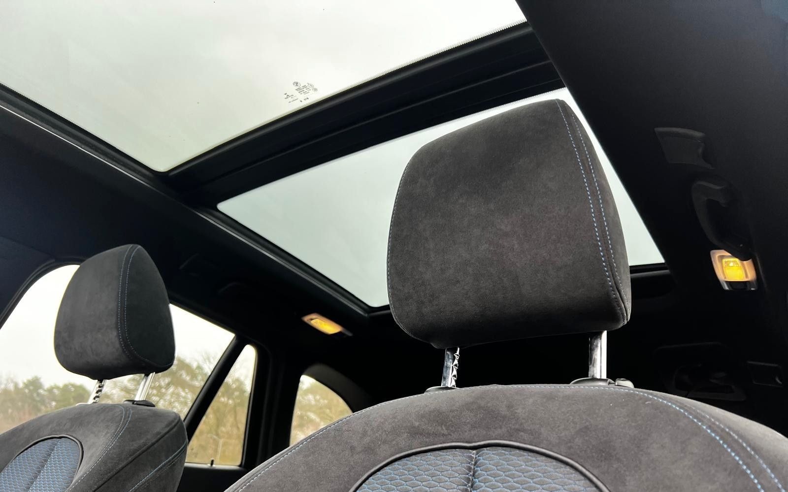 BMW X1 xDrive 20 d 190ps M-Paket/Pano Cam Alcantara foto 8