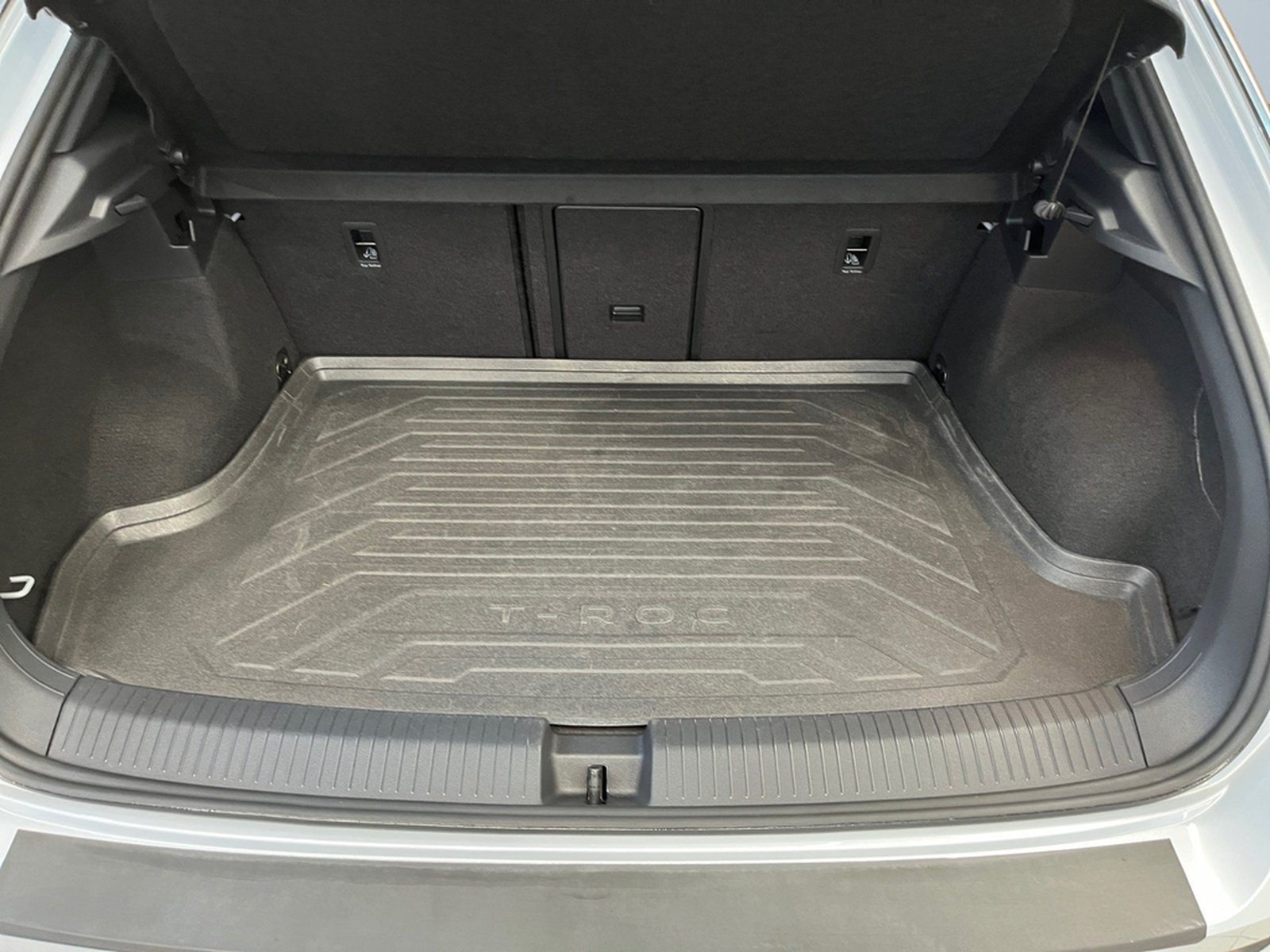 Volkswagen T-Roc Sport 2.0TSI DSG 4x4 ACC Anhängerkupplung foto 14