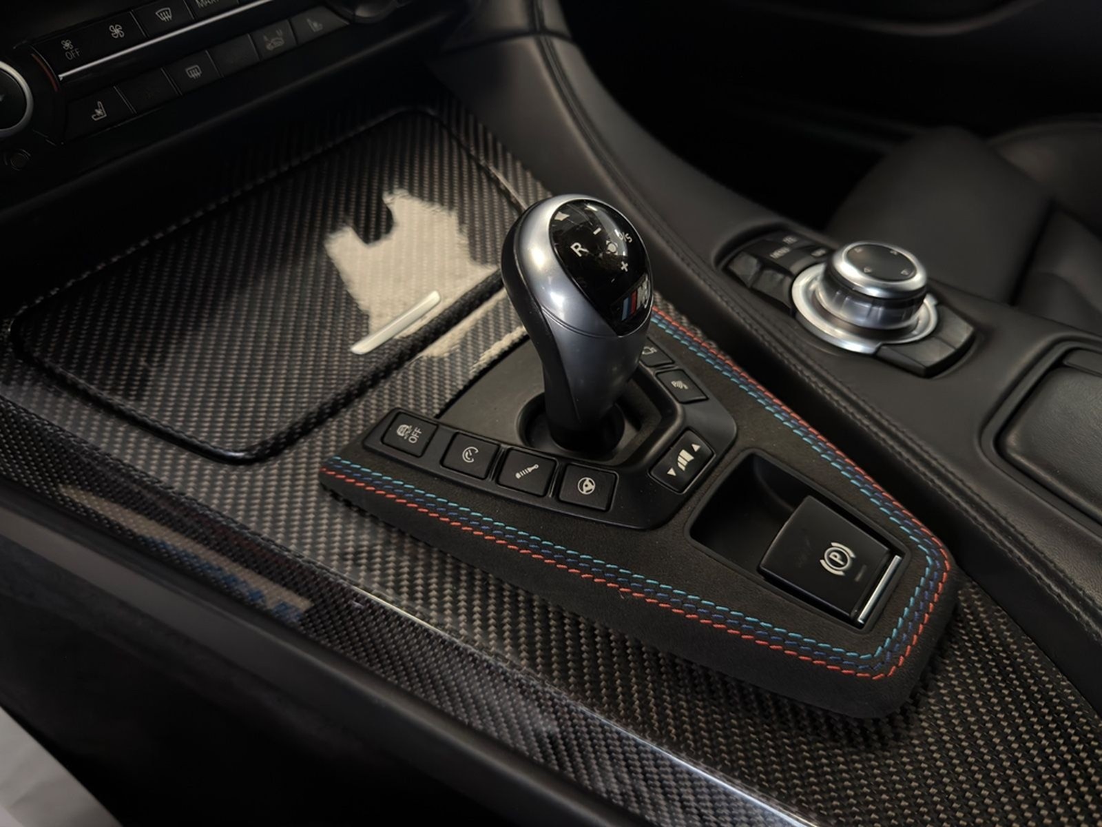 BMW M6 Coupe  Carbon Individual B a. Olufsen foto 29