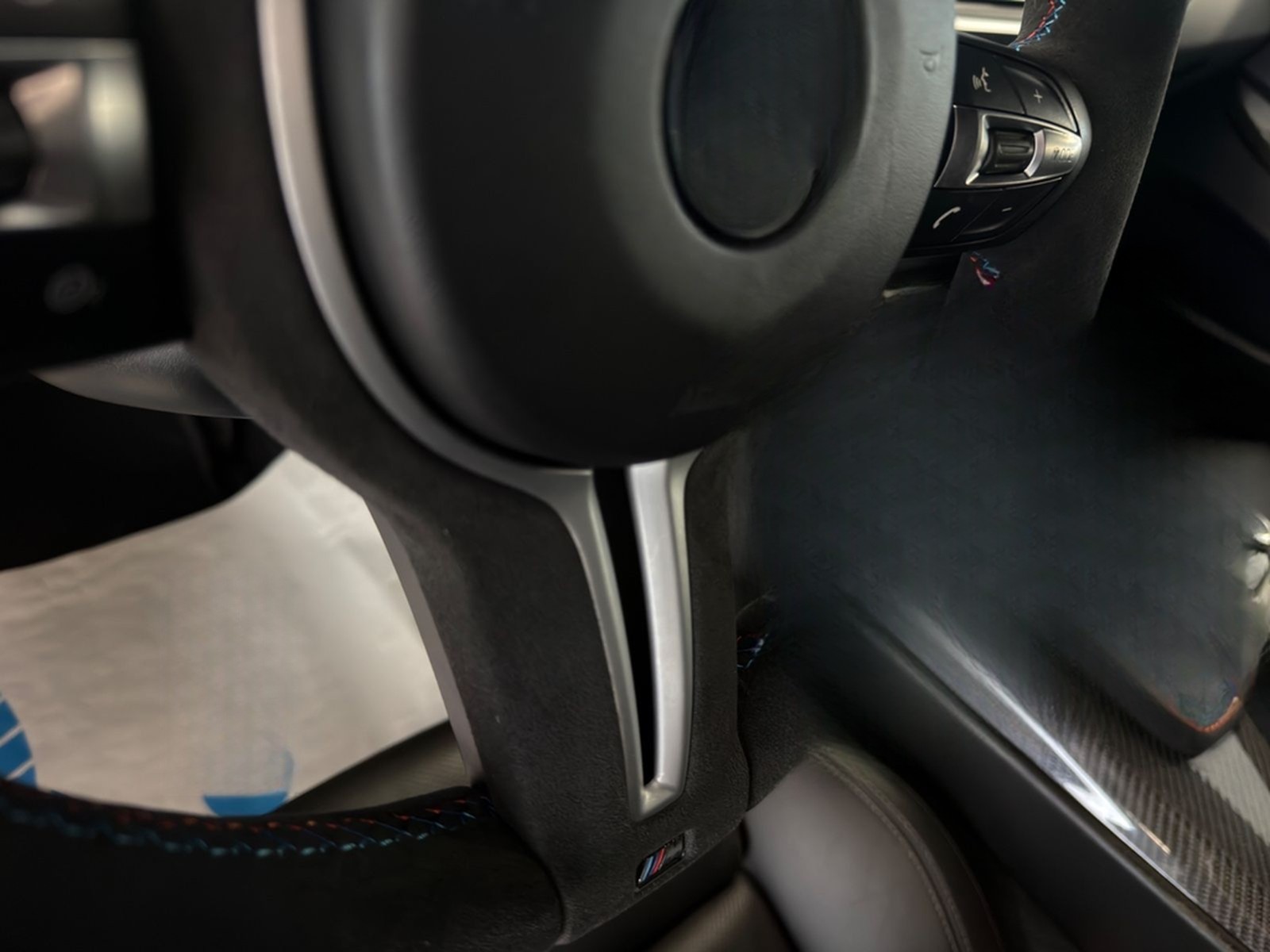 BMW M6 Coupe  Carbon Individual B a. Olufsen foto 30