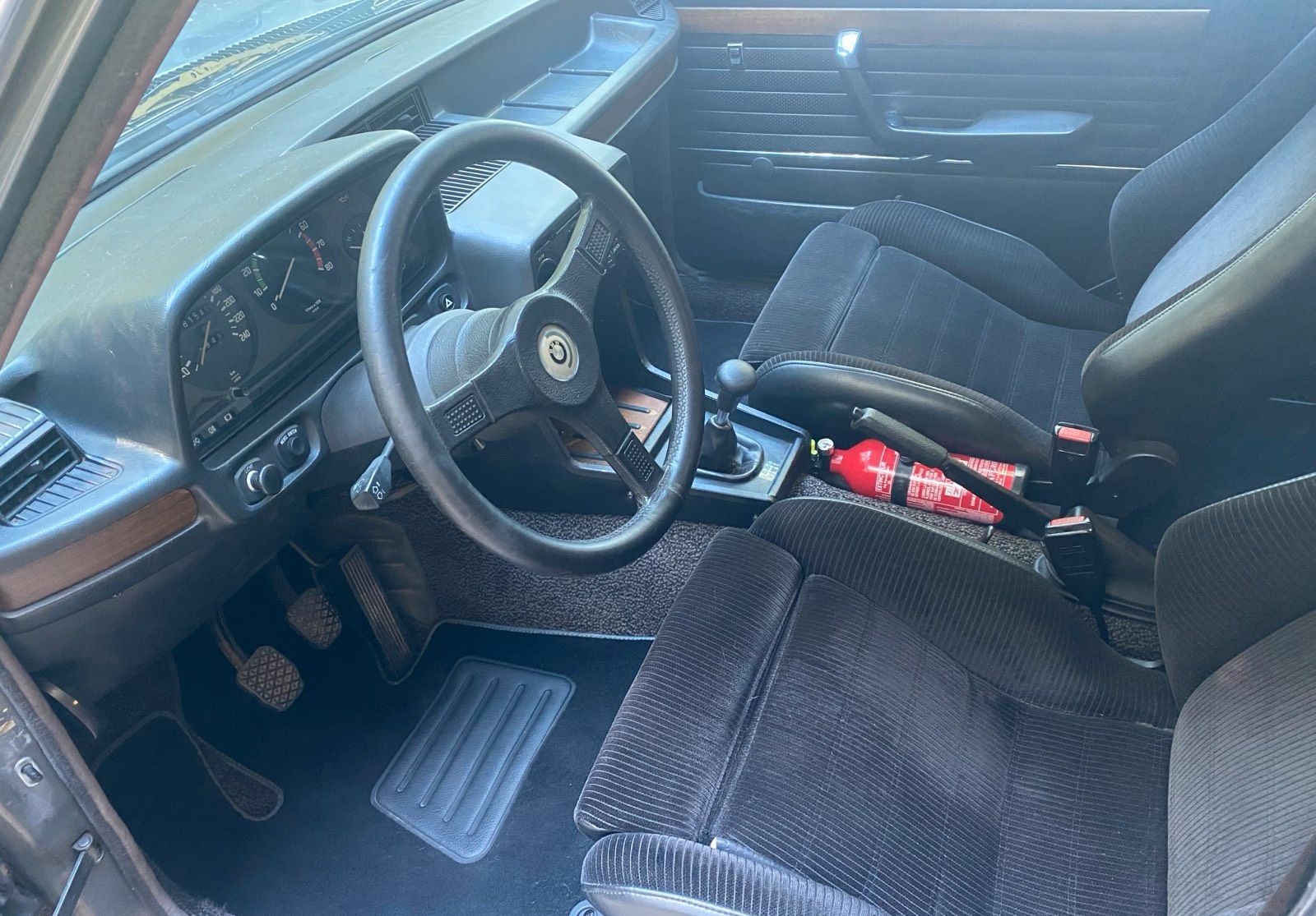 BMW M535i e12 foto 3
