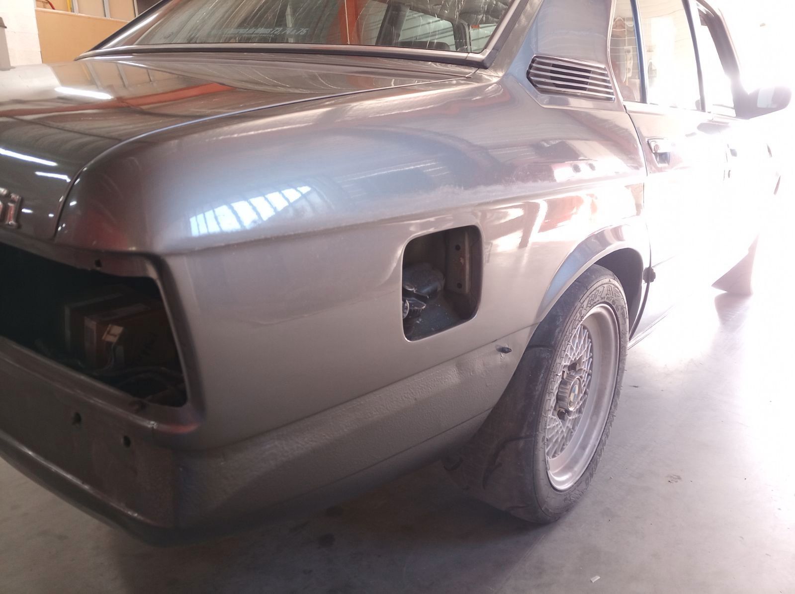 BMW M535i e12 foto 8