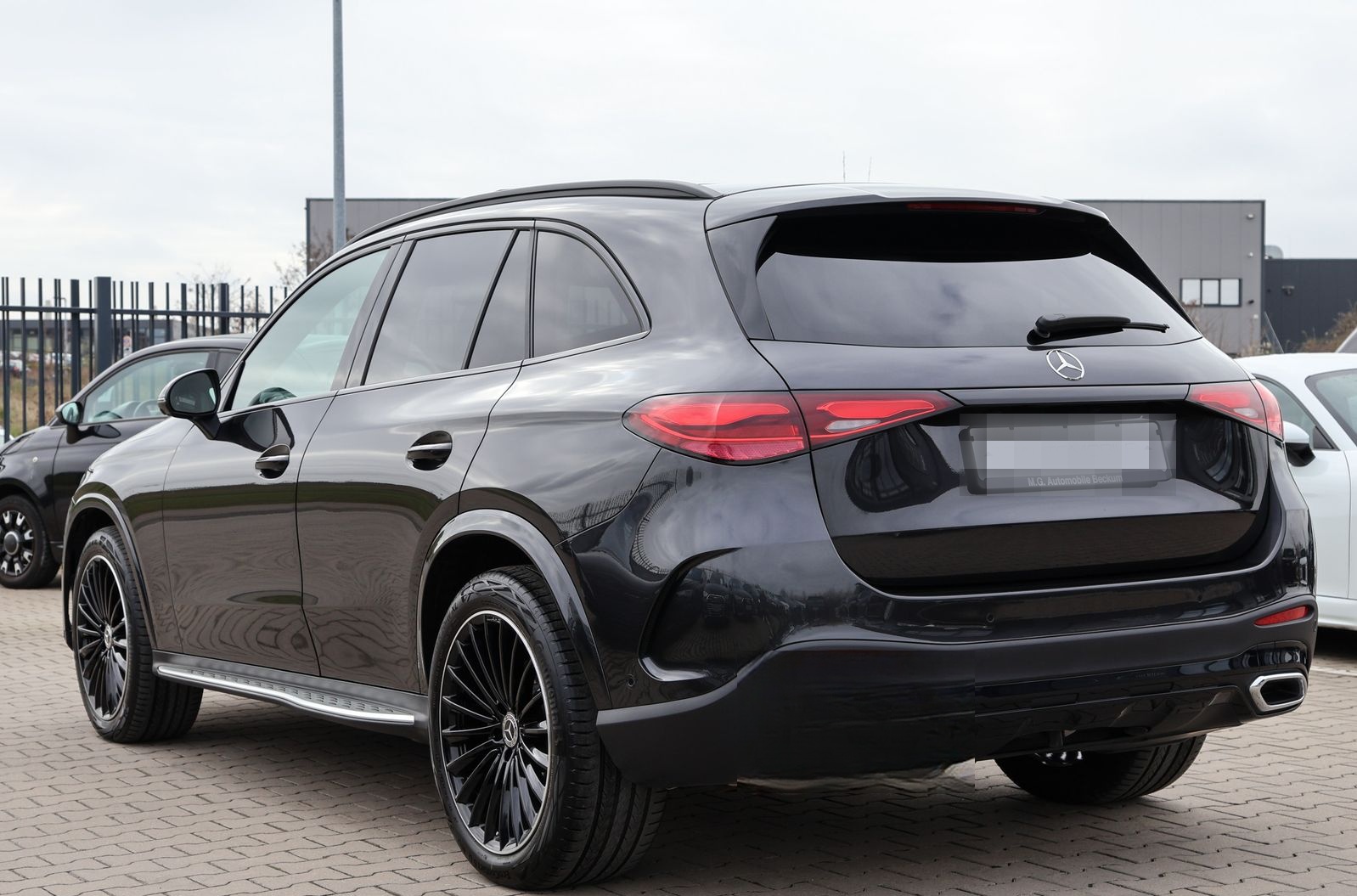 Mercedes-Benz GLC 300 d 4Matic AMG Line - PANO / BURMESTER foto 11
