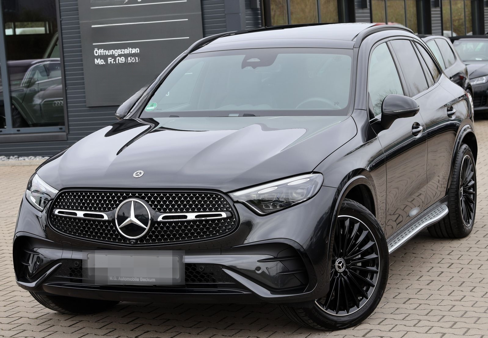 Mercedes-Benz GLC 300 d 4Matic AMG Line - PANO / BURMESTER foto 12