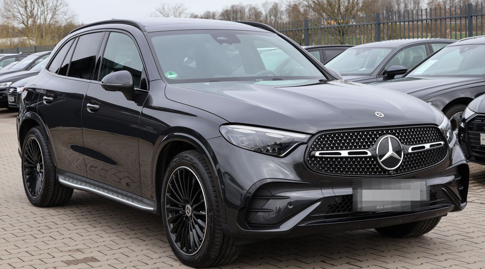 Mercedes-Benz GLC 300 d 4Matic AMG Line - PANO / BURMESTER foto 6