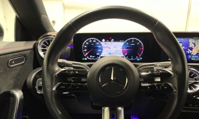 Mercedes-Benz CLA 200 d AMG -Line Automatik EU6d Leder LED Nav foto 9