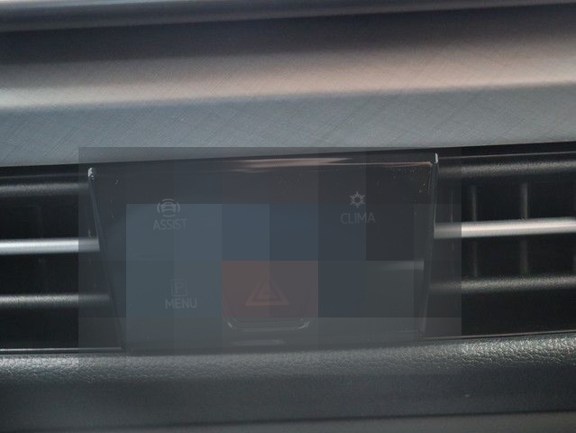 Volkswagen Golf VIII Life 1.5TSI NAVI+LED+ACC+AMBIENTE+MFL- foto 22