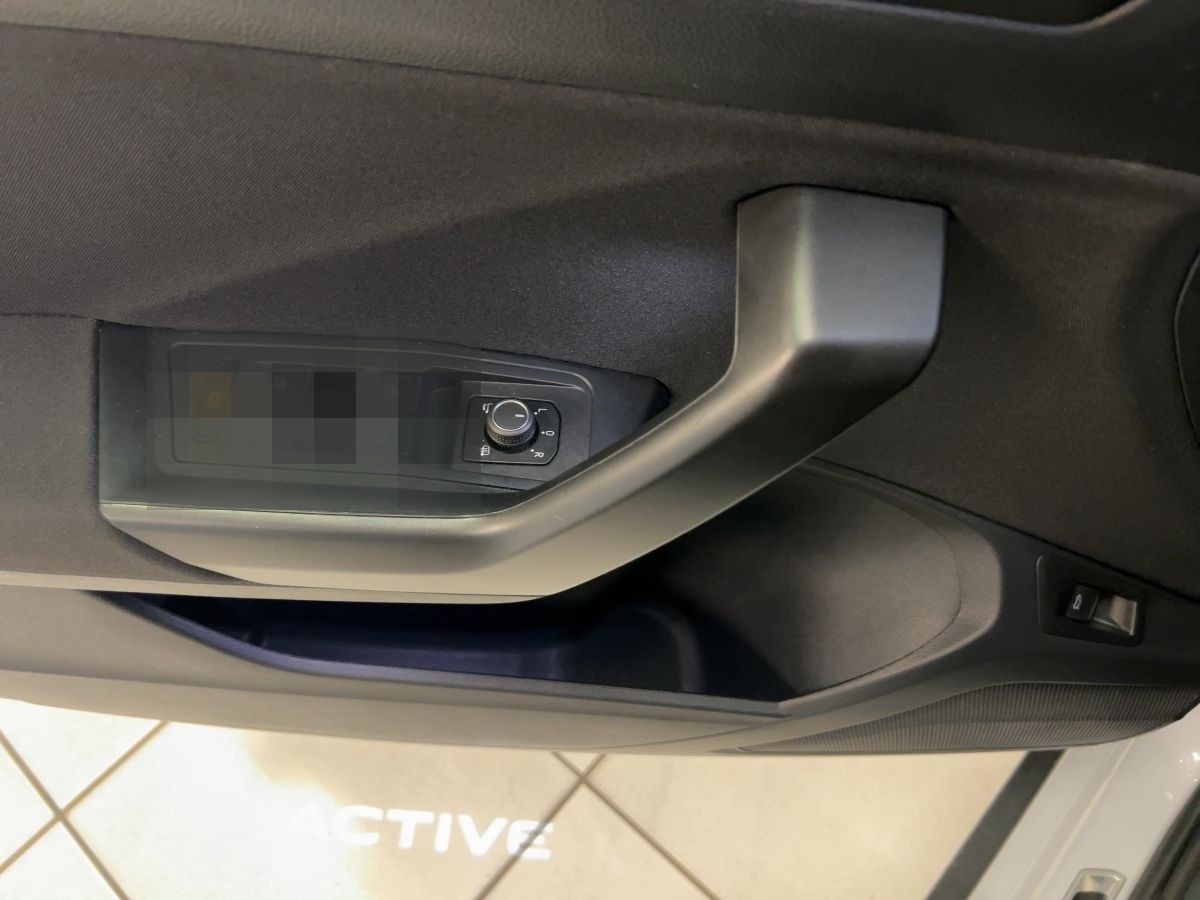 Volkswagen T-Roc 1.5 TSI Active AHK Navi Rückfahrkamera foto 19