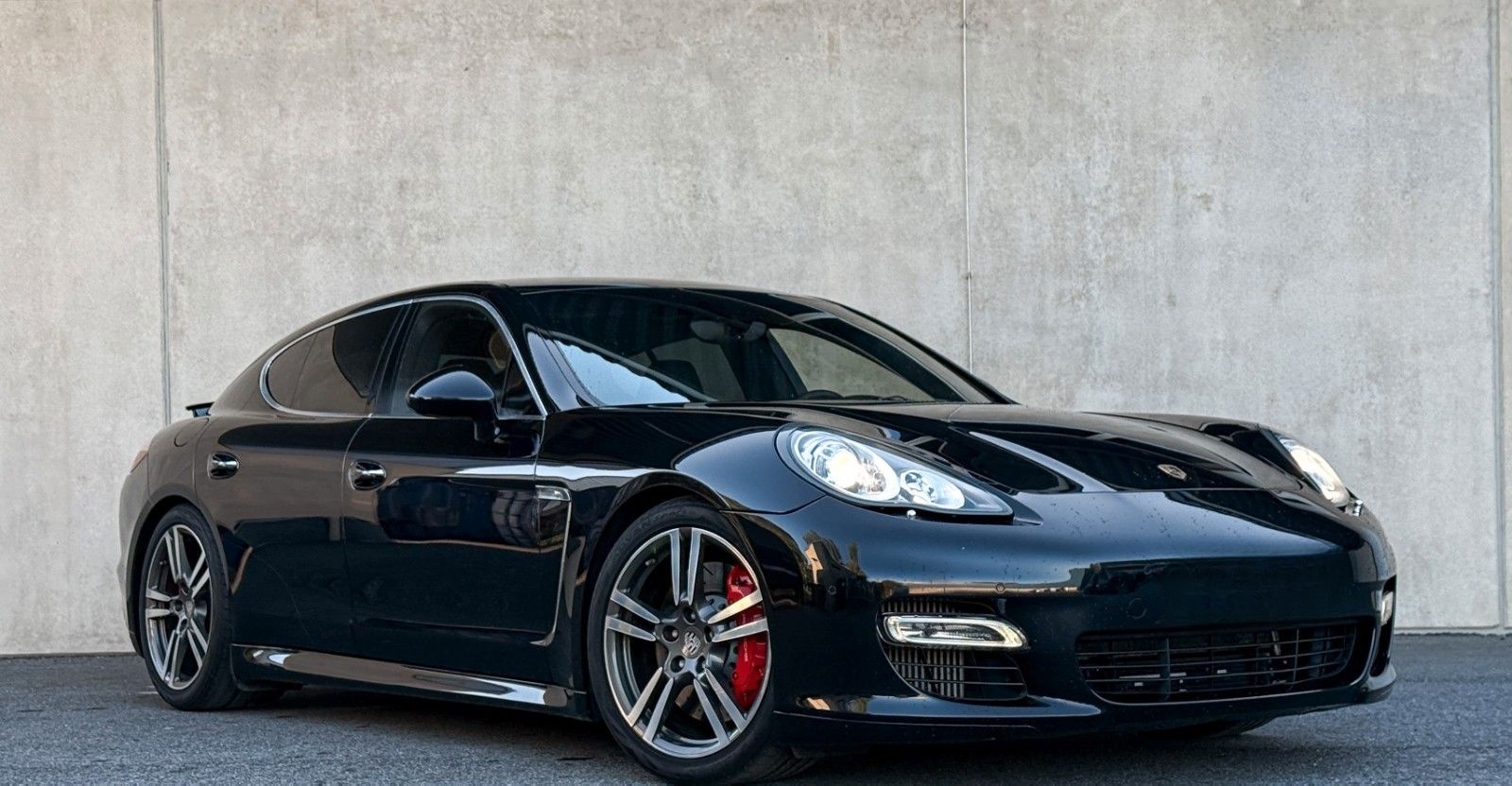 Porsche Panamera Turbo foto 3