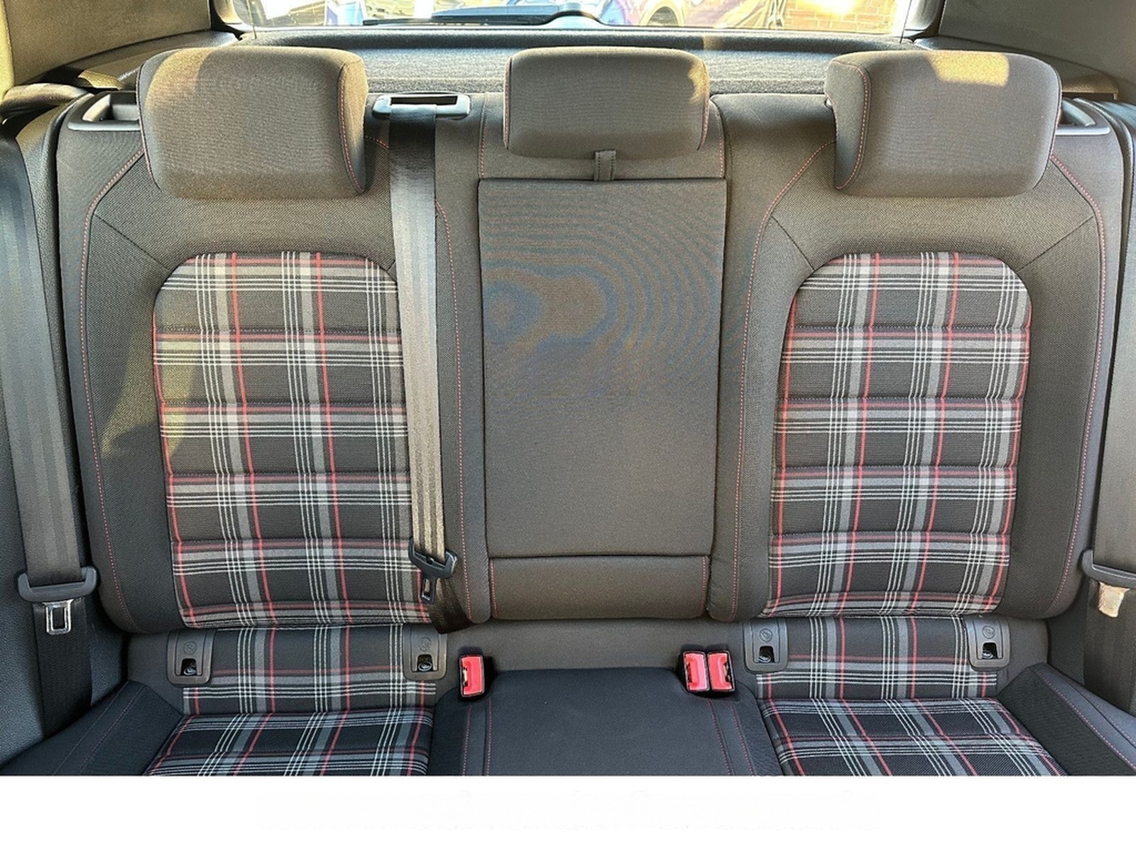 Volkswagen Golf Lim. GTI Performance 245 PS*DSG*SHZ*LED* foto 14