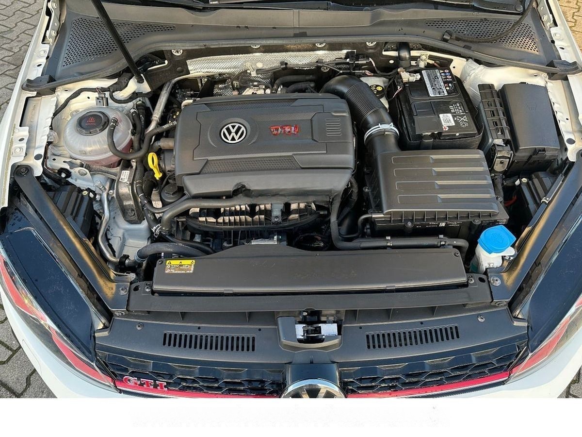 Volkswagen Golf Lim. GTI Performance 245 PS*DSG*SHZ*LED* foto 26