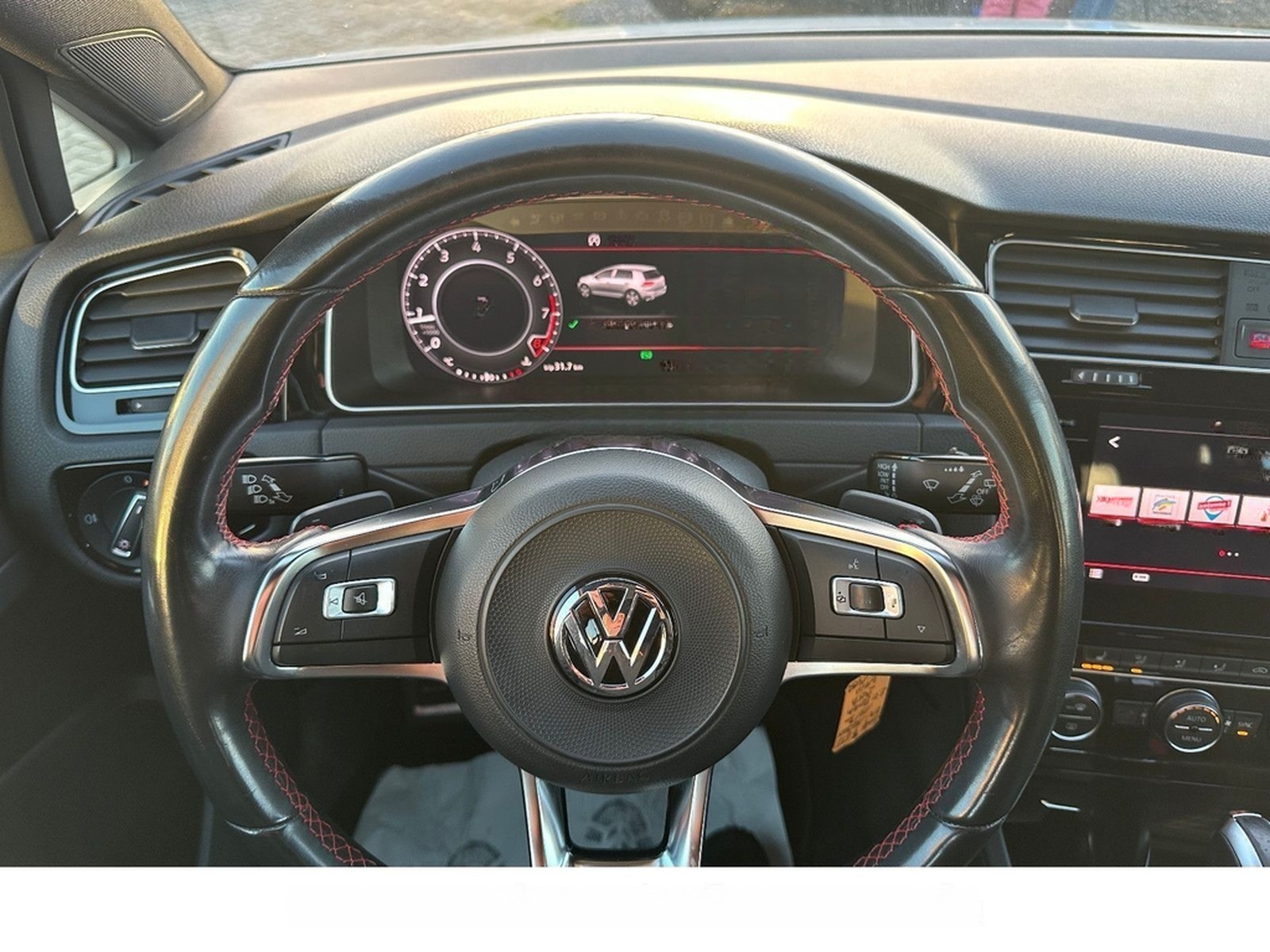 Volkswagen Golf Lim. GTI Performance 245 PS*DSG*SHZ*LED* foto 10