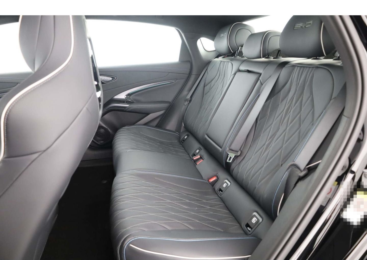 BYD Seal Comfort LP: 48.899,- /Sitzbelüftung/LED/Pan foto 11